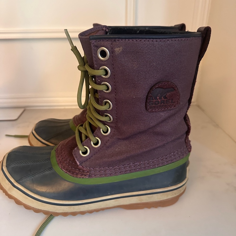 Sorel Purple and Green Winter Boots - Picture 2 of 3